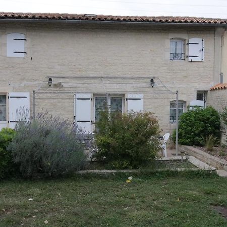 Gites La Marquise La Charriere Exterior photo
